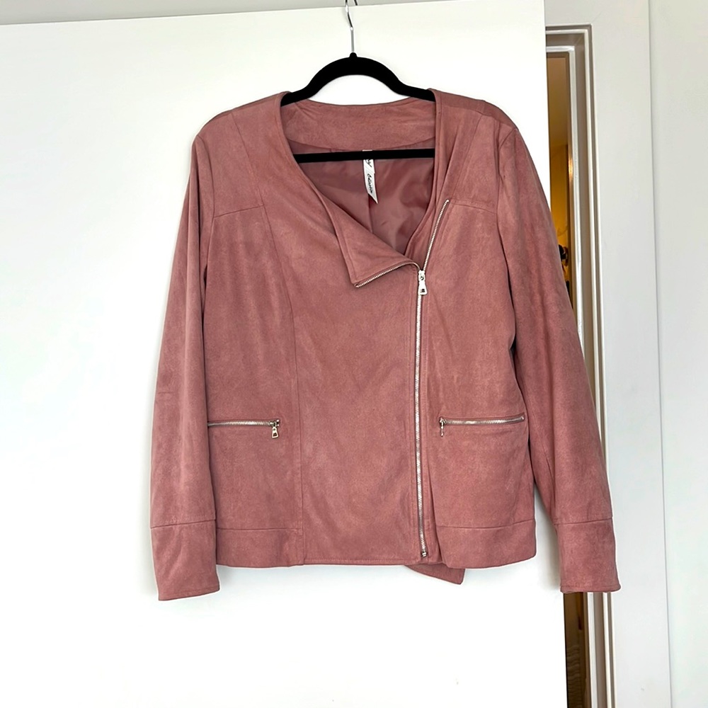 Polyester jacket ( faux suede )